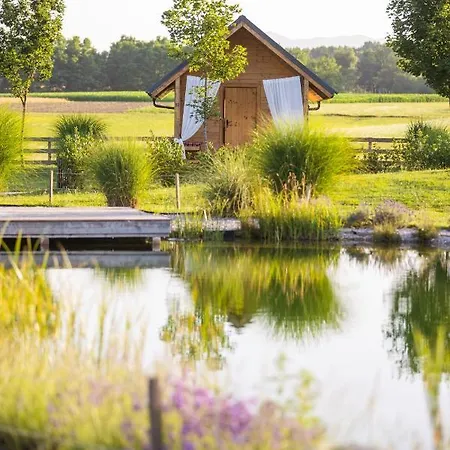 Glamping Kolpa 2*