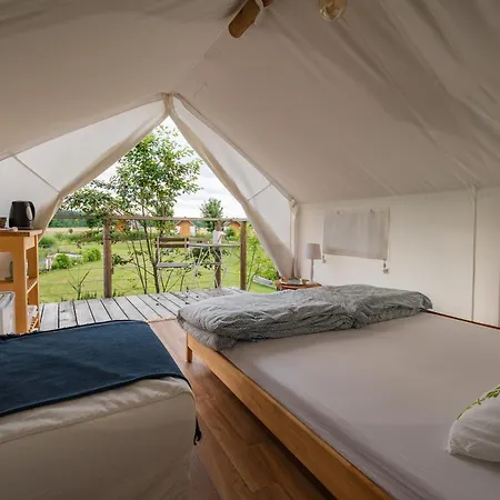 Campo de lujo Glamping Kolpa