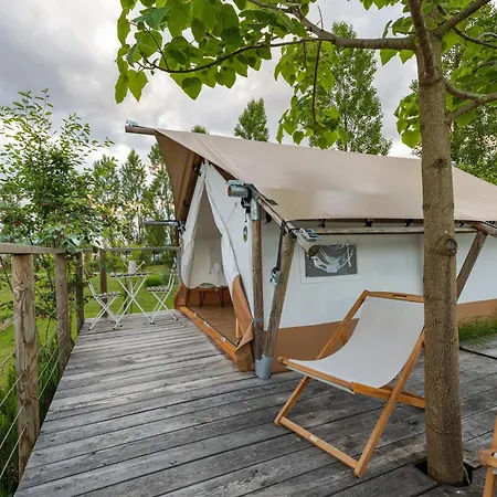 Glamping Kolpa ラグジュアリーテント 2*
