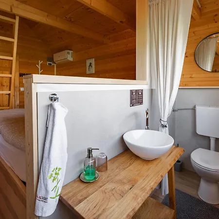 Lüks kamp alanı Glamping Kolpa