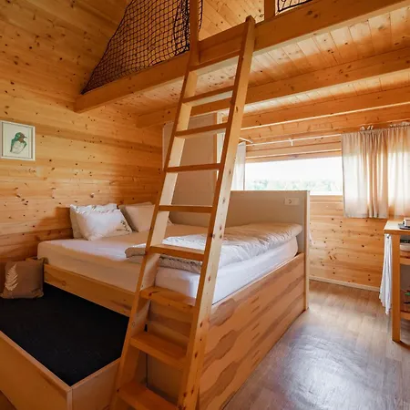 Tente de luxe Glamping Kolpa