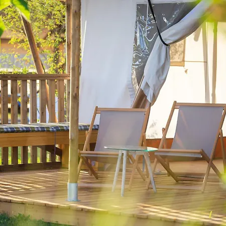 Glamping Kolpa 2* Gradac