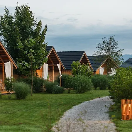 럭셔리텐트 Glamping Kolpa
