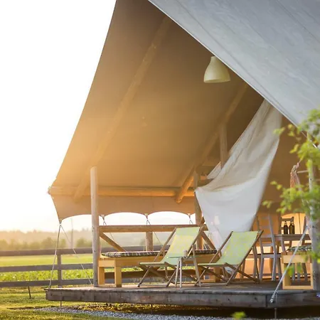 Glamping Kolpa 2* Gradac