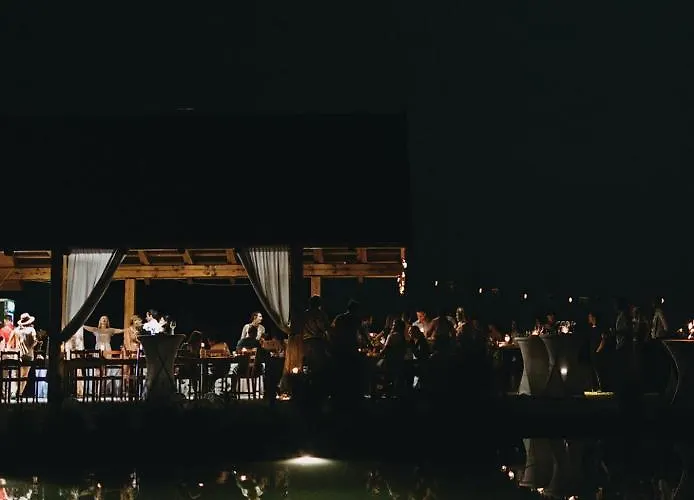 Lüks kamp alanı Glamping Kolpa 2*