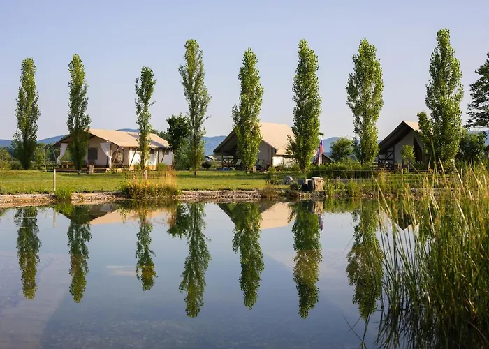 Glamping Kolpa 럭셔리텐트