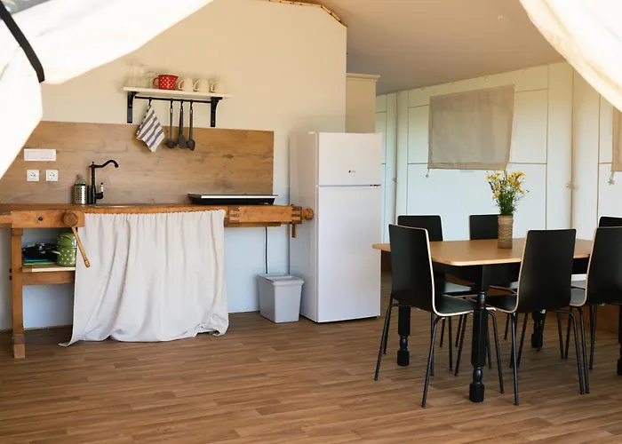 Luxe tent Glamping Kolpa Gradac