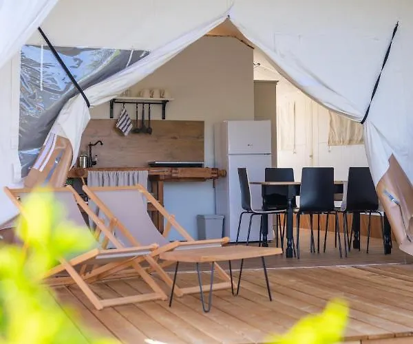 Glamping Kolpa Luxusní stan 2*