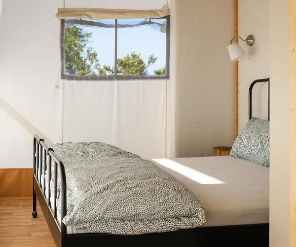 Glamping Kolpa Luxusní stan