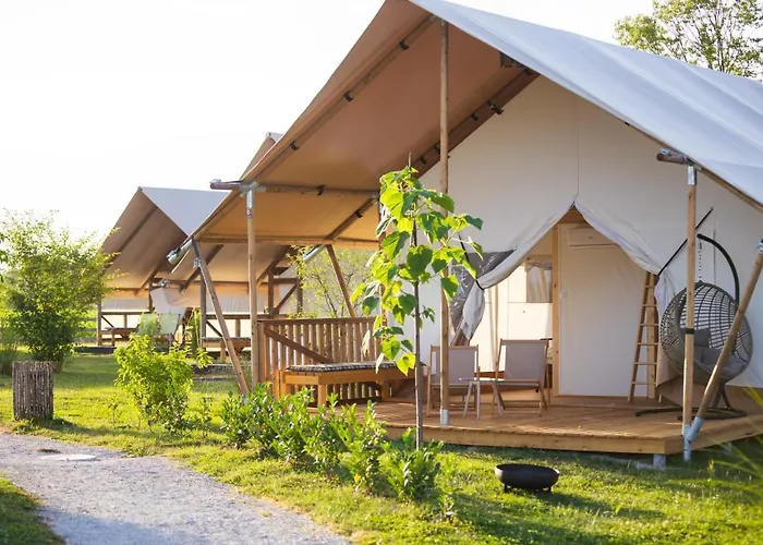 Luxusní stan Glamping Kolpa 2*