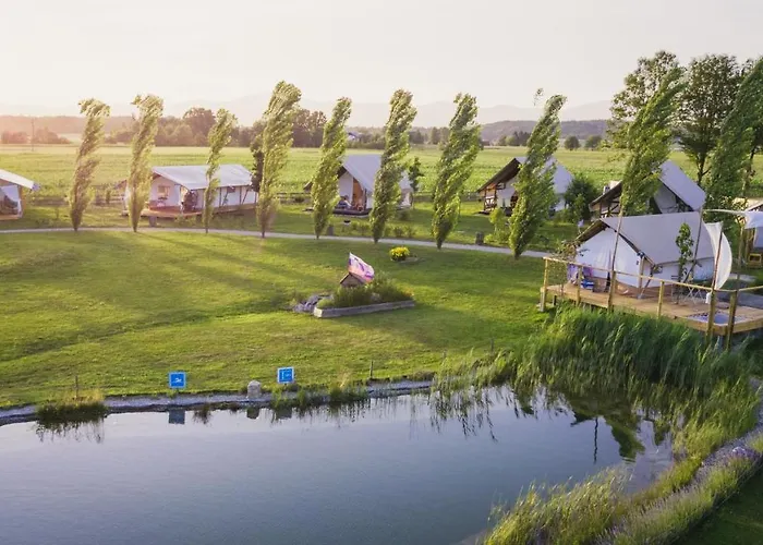 Luxusní stan Glamping Kolpa Gradac