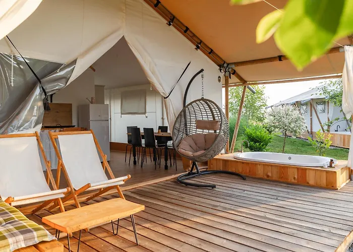 Glamping Kolpa Luxusní stan 2*