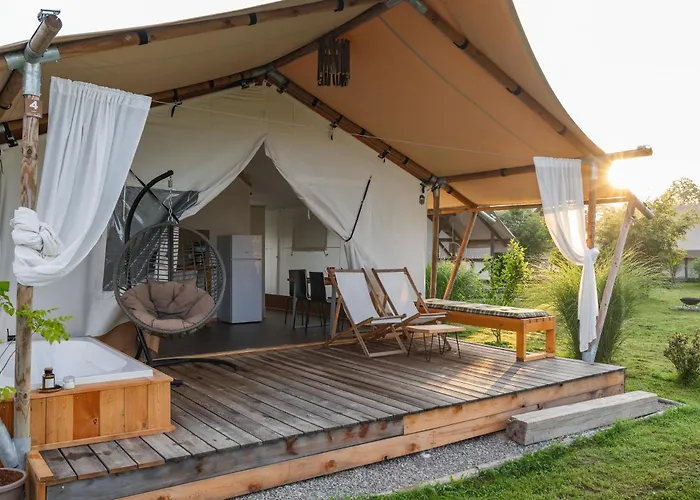 Luxusní stan Glamping Kolpa Gradac