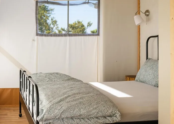 Glamping Kolpa Luxusní stan