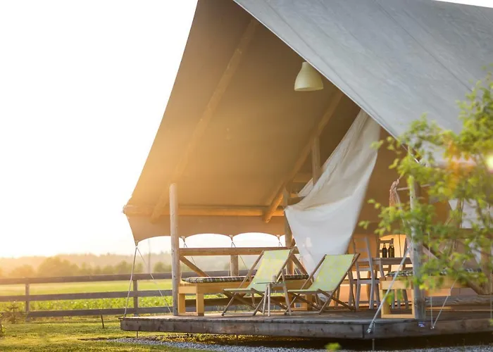 Glamping Kolpa 2* Gradac